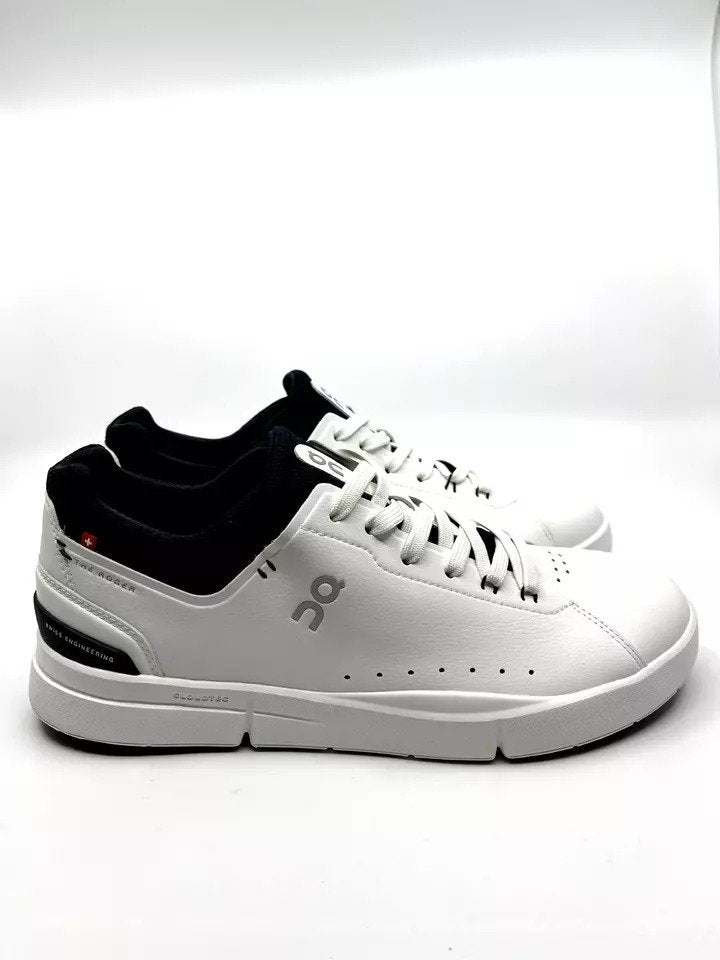 On The Roger Advantage White Midnight Lifestyle Trainers - product image from the listing.