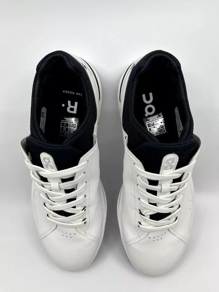 On The Roger Advantage White Midnight Lifestyle Trainers - product image from the listing.