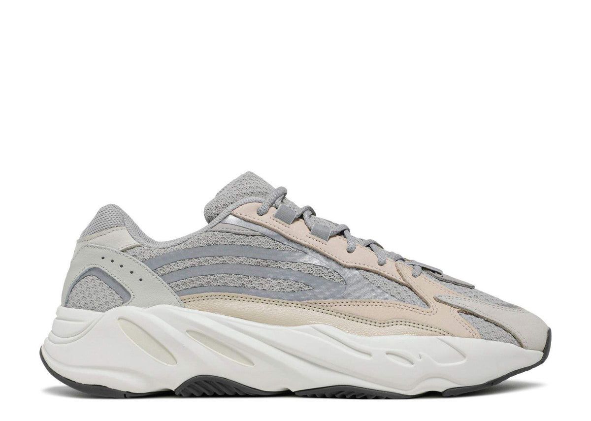 "ream" Yeezy Boost 700 V2 Sneakers - product image from the listing.