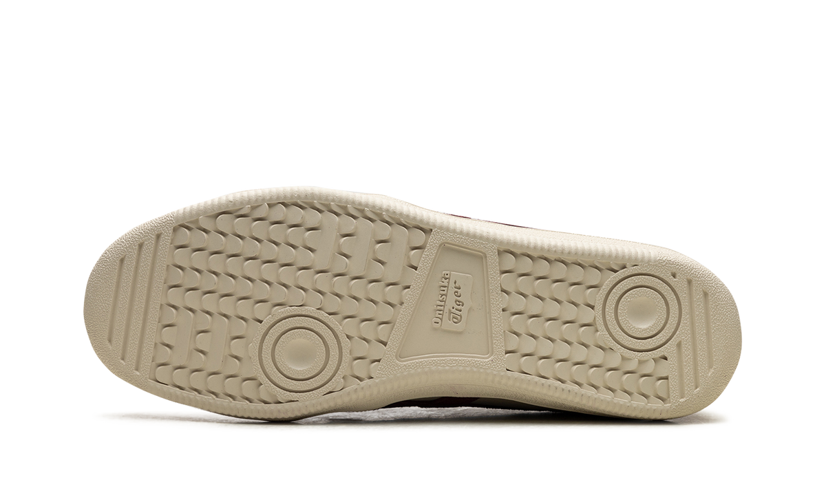 Onitsuka Tiger Tokuten Sneakers in Burgundy - product image from the listing.