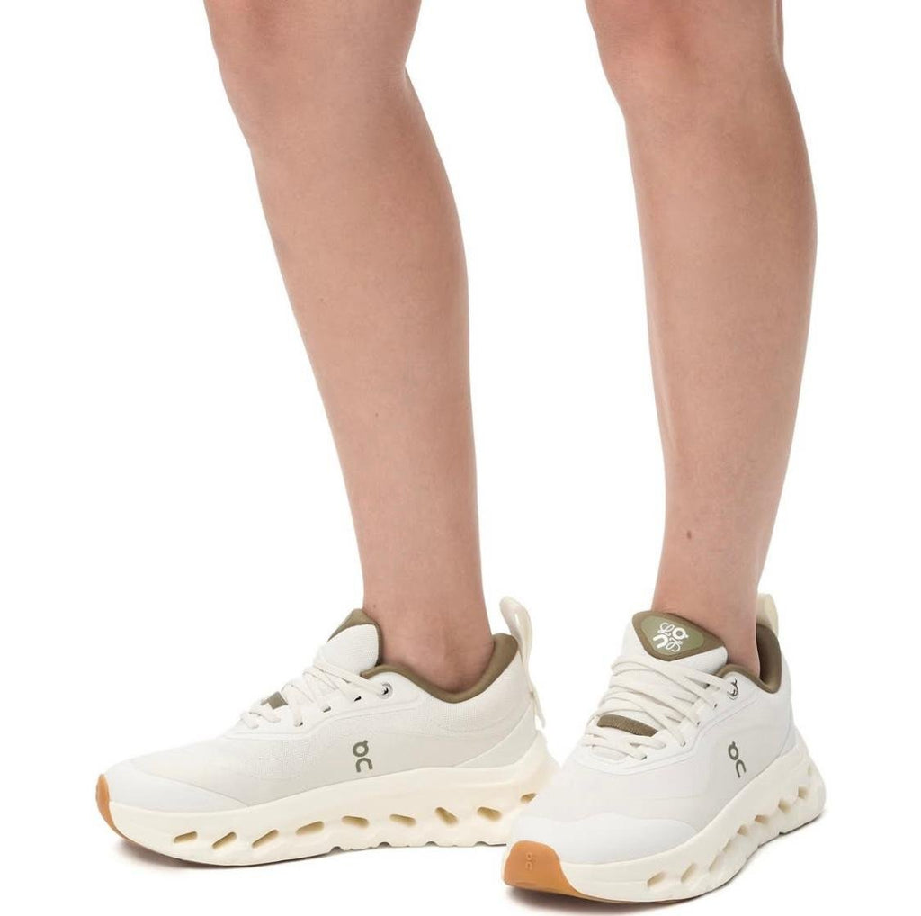 LOEWE x On Cloudtilt 2.0 White/Brown Lifestyle Trainers - product image from the listing.
