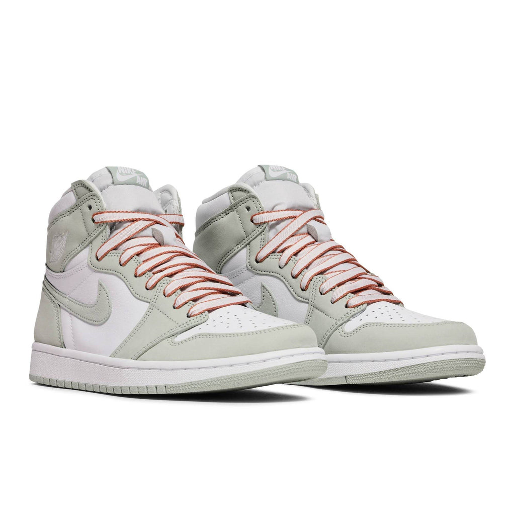 Air Jordan 1 Retro High OG 'Seafoam' CD0461-002 Sneakers for Women - product image from the listing.