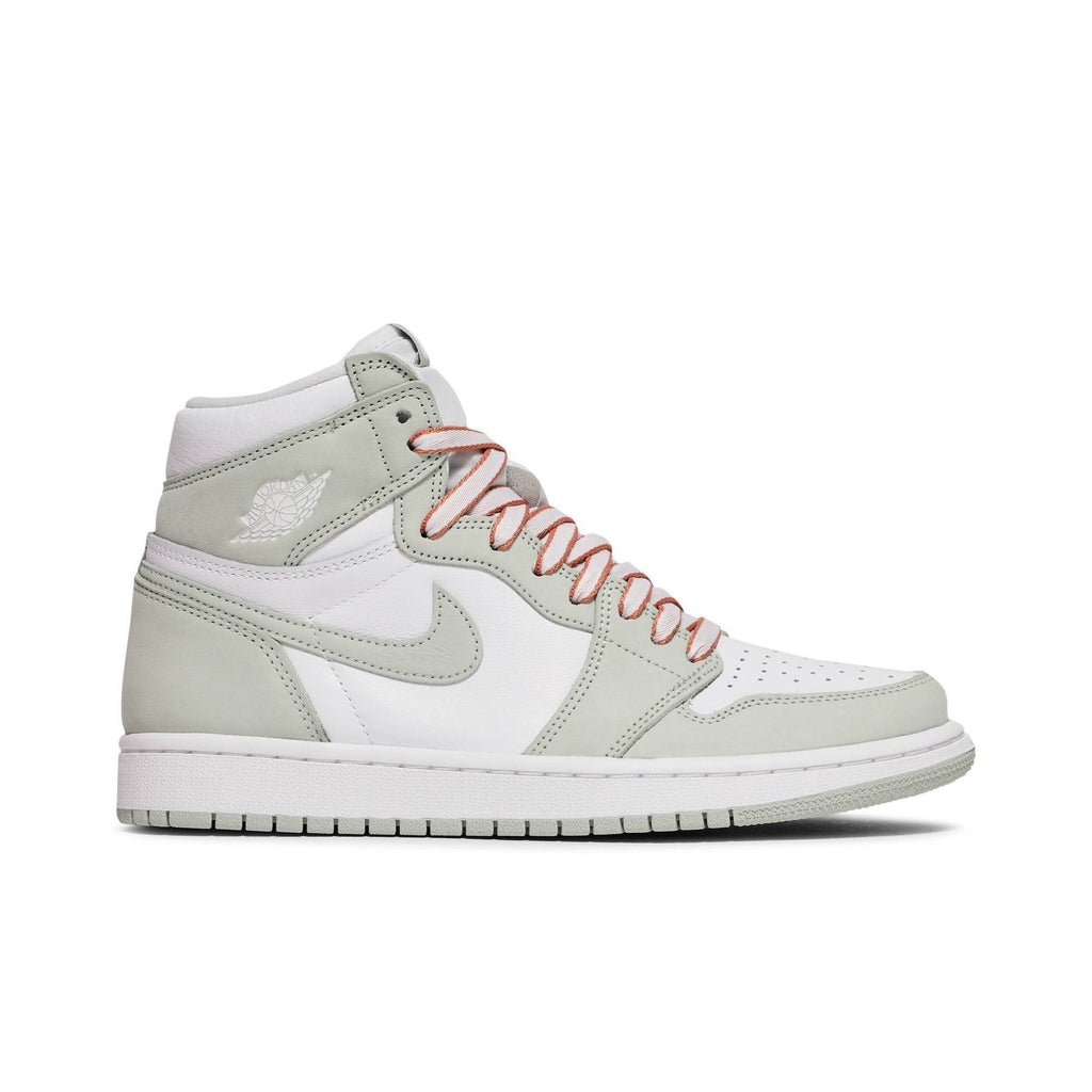 Air Jordan 1 Retro High OG 'Seafoam' CD0461-002 Sneakers for Women - product image from the listing.