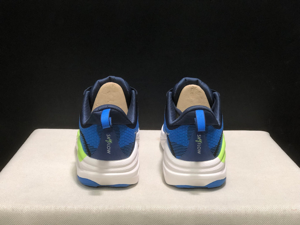 HOKA ONE ONE Skyflow Shoes for Running - product image from the listing.