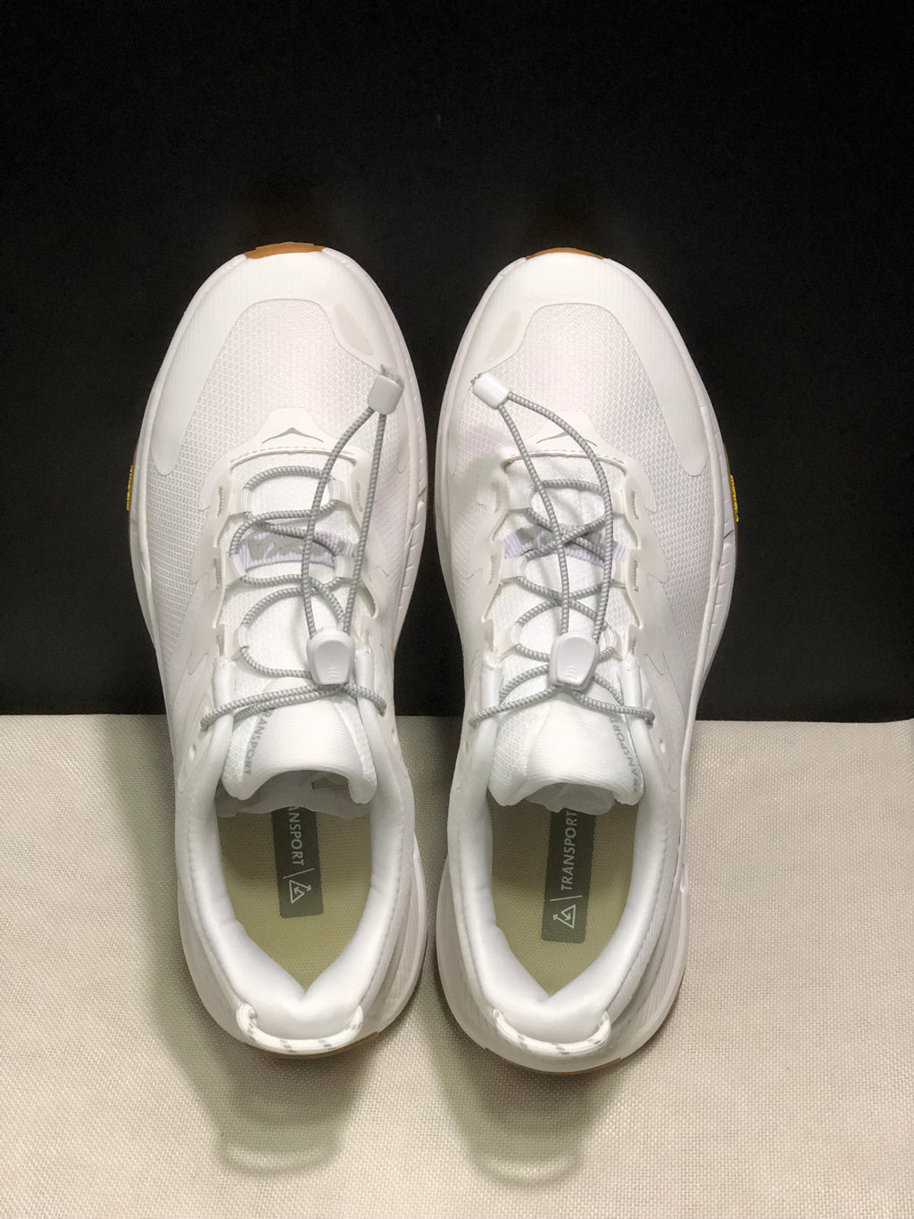 HOKA ONE ONE Skyflow Shoes for Running - product image from the listing.