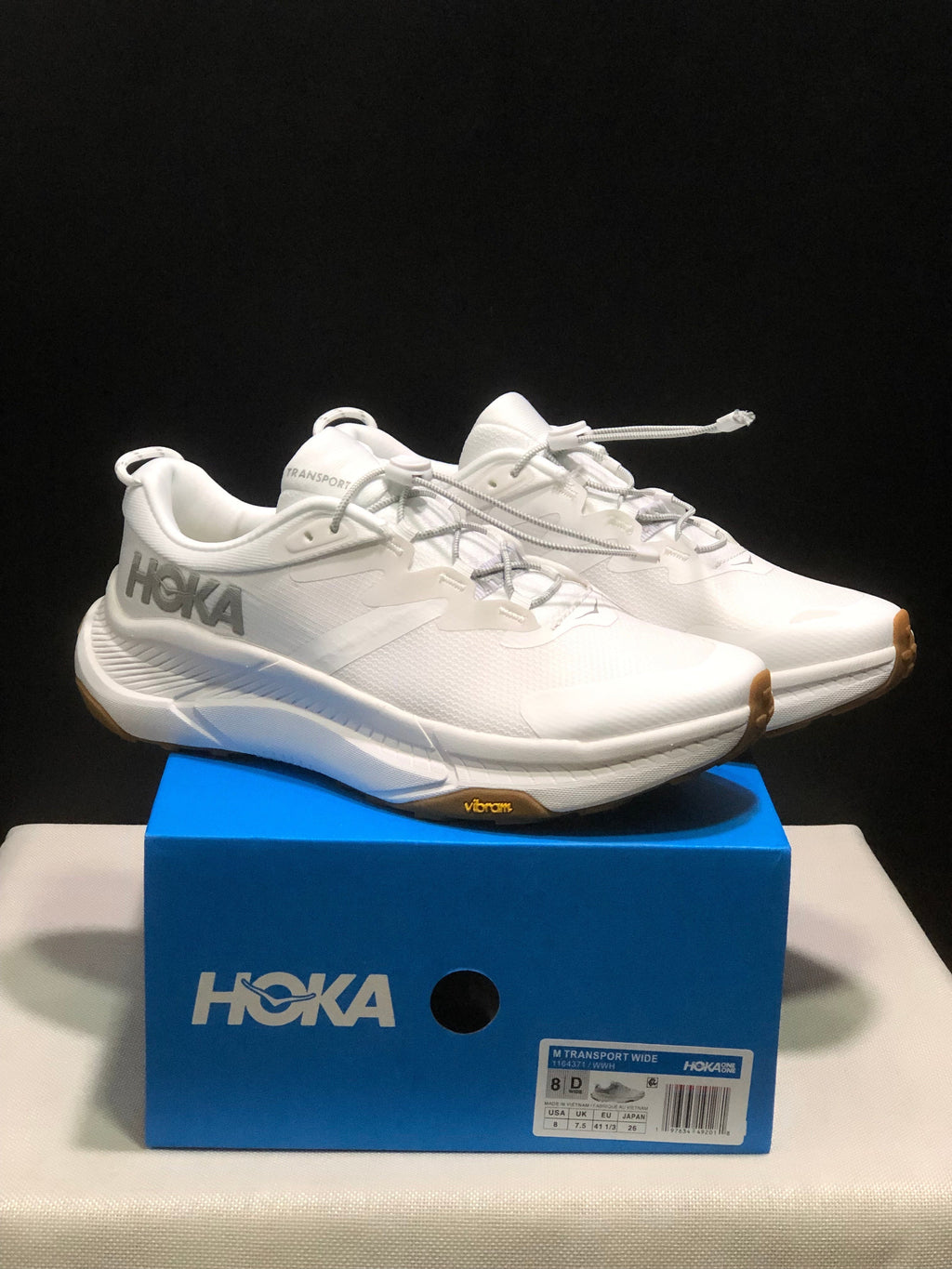 HOKA ONE ONE Skyflow Shoes for Running - product image from the listing.