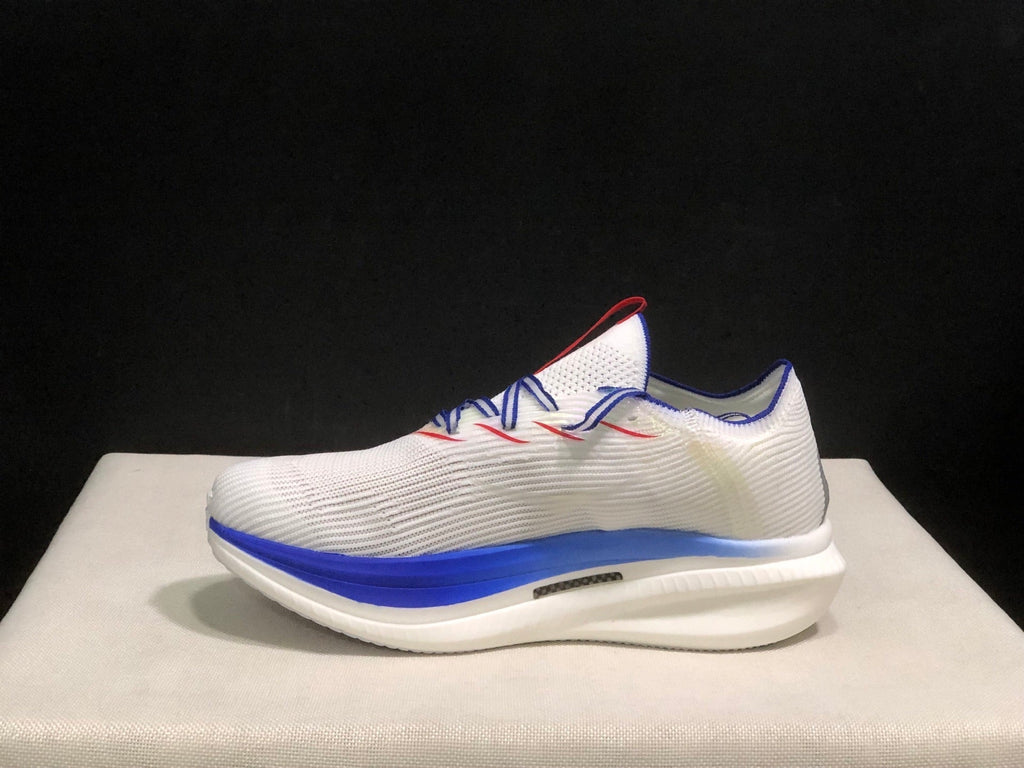 HOKA ONE ONE Cielo X1 Shoes for Running - product image from the listing.