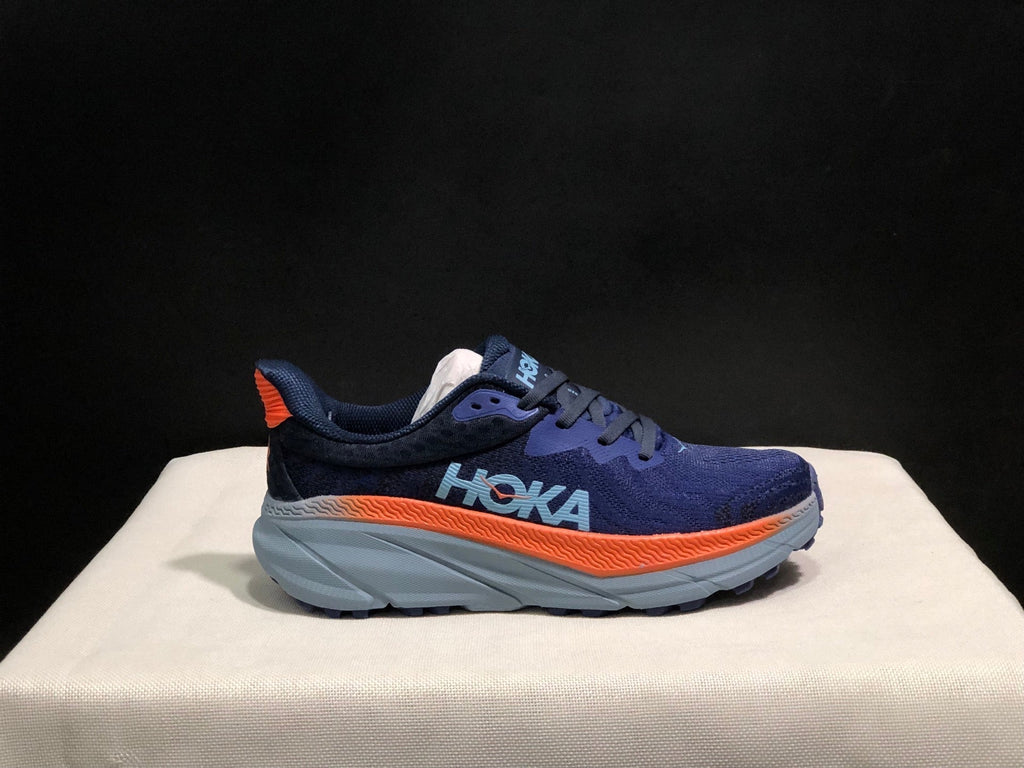 HOKA ONE ONE Challenger 7 Trail Shoes for Running - product image from the listing.