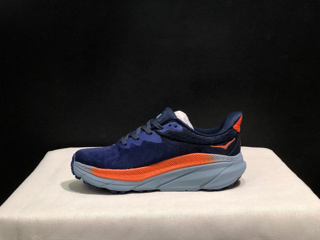 HOKA ONE ONE Challenger 7 Trail Shoes for Running - product image from the listing.