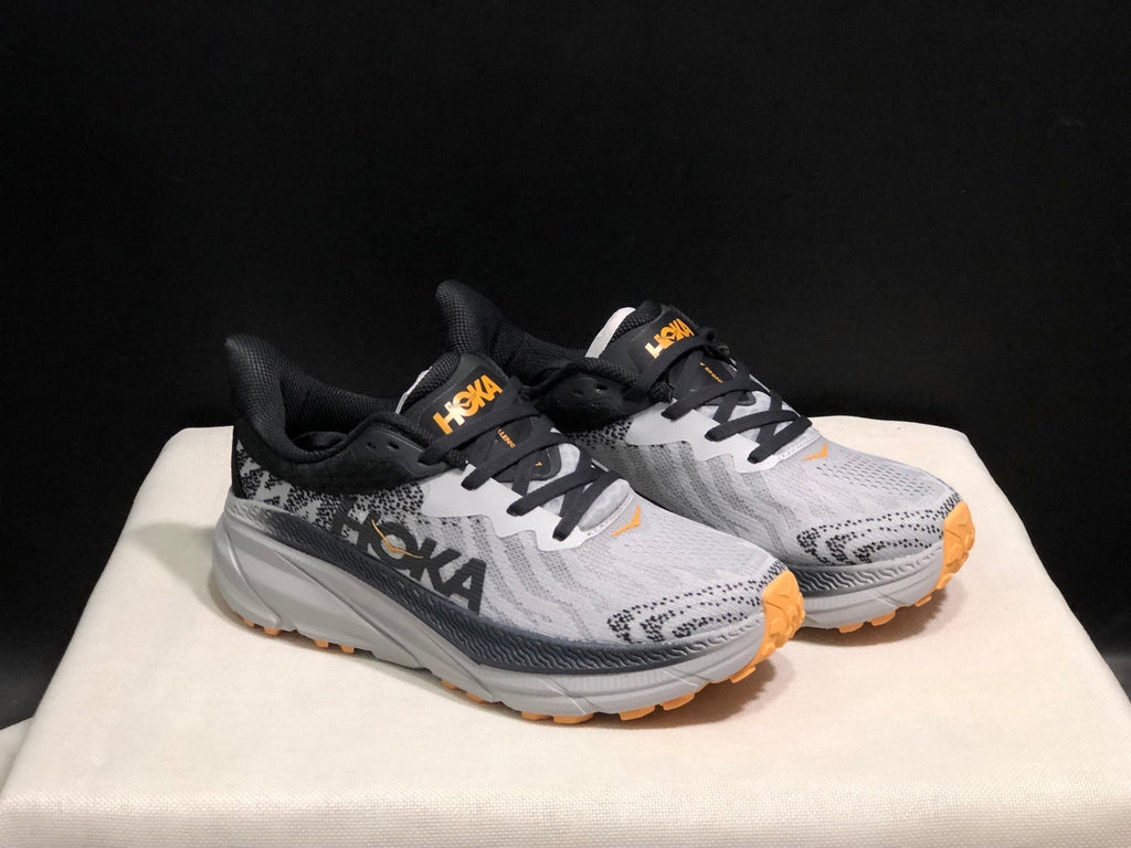 HOKA ONE ONE Challenger 7 Trail Shoes for Running - product image from the listing.