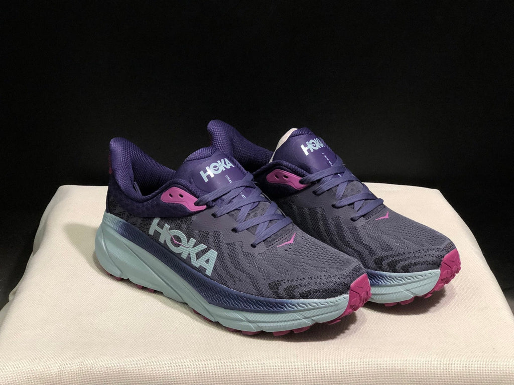 HOKA ONE ONE Challenger 7 Trail Shoes for Running - product image from the listing.