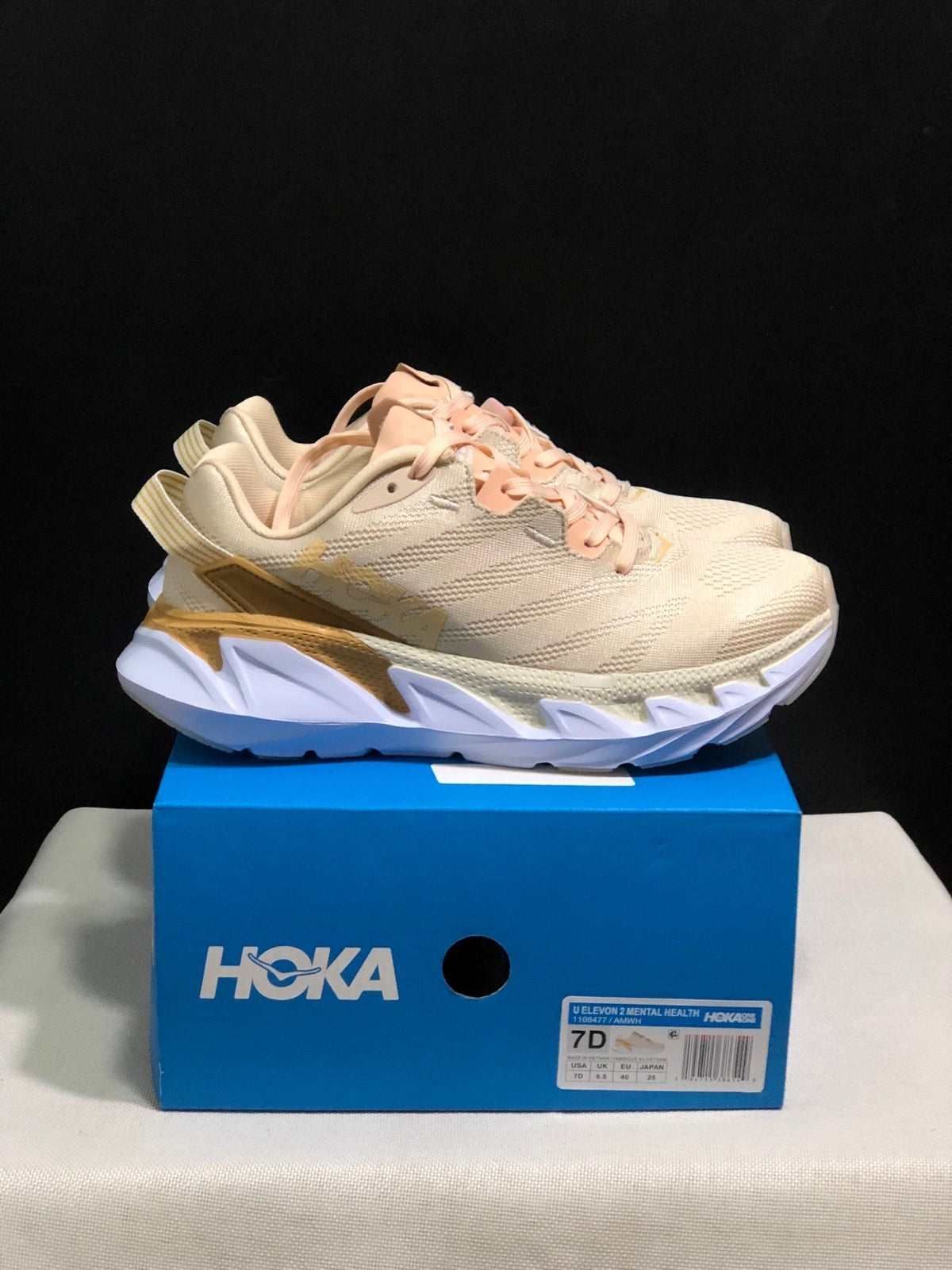 HOKA ONE ONE Elevon 2 Shoes for Running - product image from the listing.