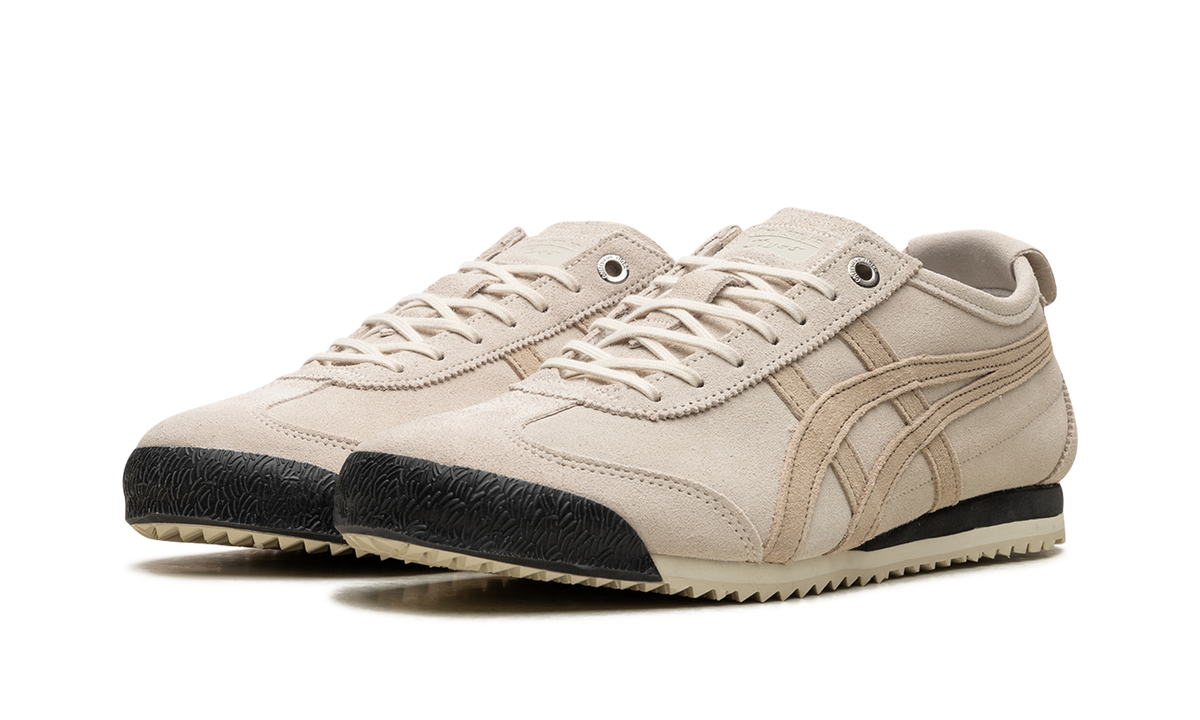 Birch Wood Crepe | 1183A527 201 - Onitsuka Tiger Mexico 66 SD Sneakers - product image from the listing.